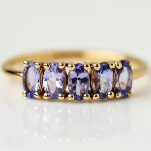 Gorgeous Amethyst Ring - Gold